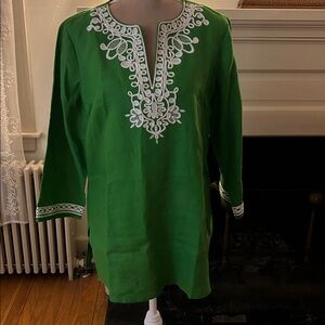 Jones New York Green Embroidered Linen Top